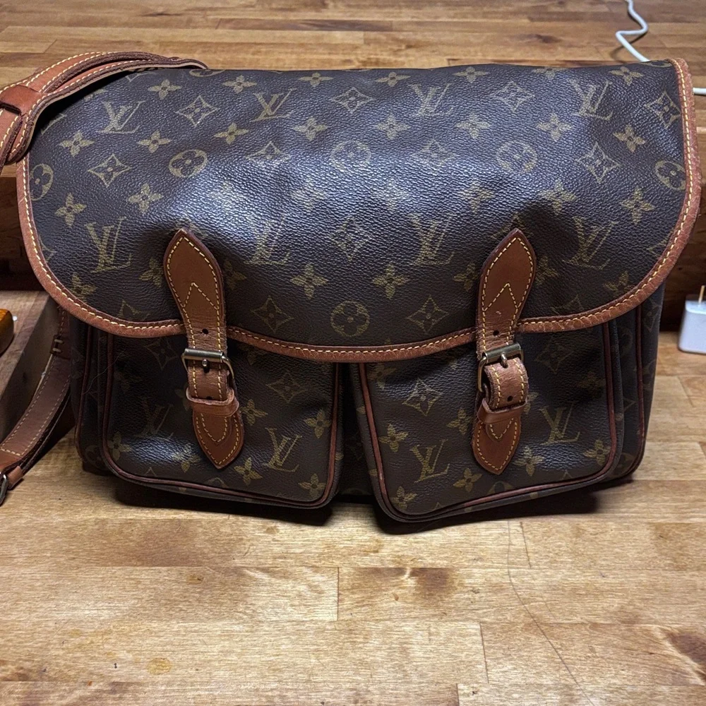 Louis Vuitton Monogram Canvas Messenger Bag in Brown and Tan